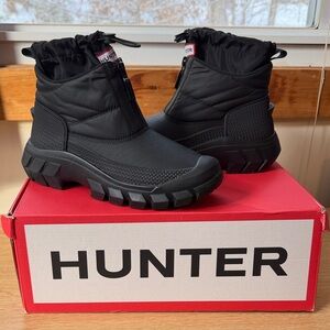 Hunter Intrepid Zip Black Quilted Winter Ankle Boots